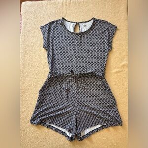 Old Navy Black & White Printed Romper